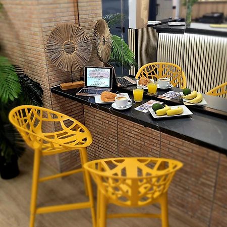 Hotel Valldigna Тавернес-де-ла-Вальдігна Екстер'єр фото