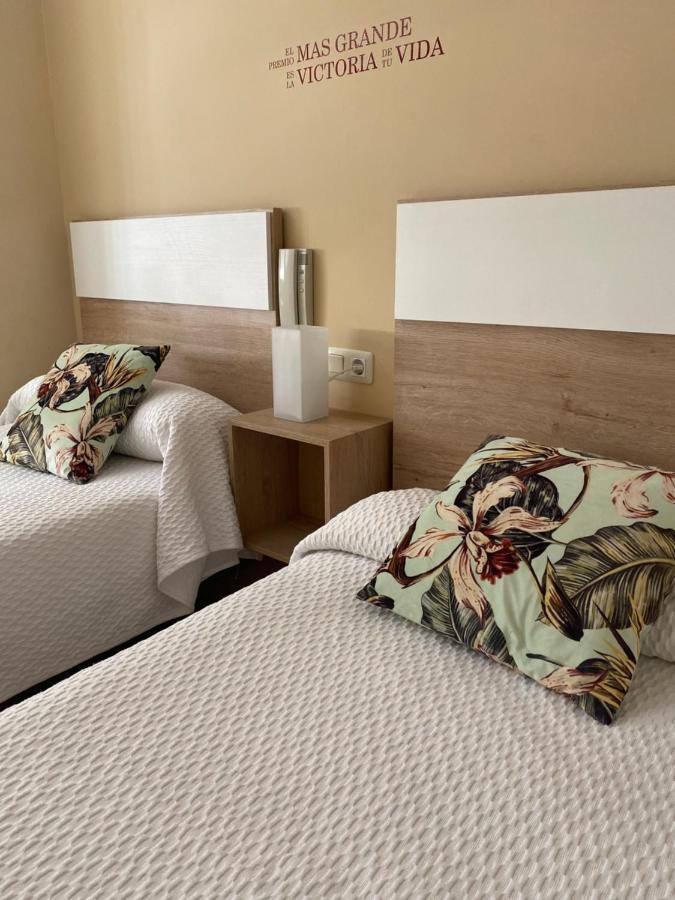 Hotel Valldigna Тавернес-де-ла-Вальдігна Екстер'єр фото